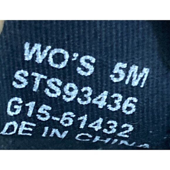 Sperry Women's  size 5M Multicolor Abstract Canvas Slip-On sneakers Shoes - Picture 2 of 8